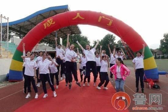 成人礼视频山东淄博,青春绽放，传承文化