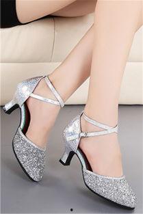 成人趣味女鞋视频网站