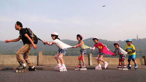 成人轮滑生活视频教学,跟随视频教程轻松入门